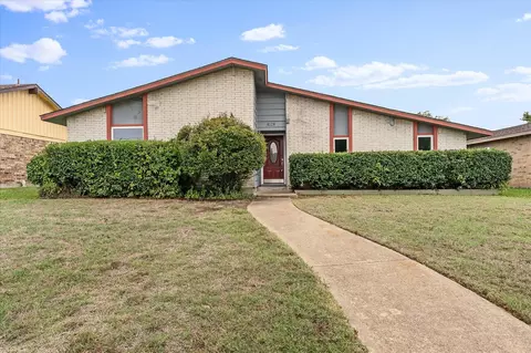 3041 High Plateau Dr, Garland, TX 75044