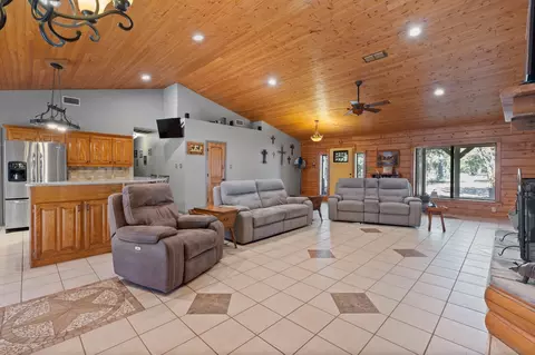 2140 Malone Rd, Cleburne, TX 76031 photo 5