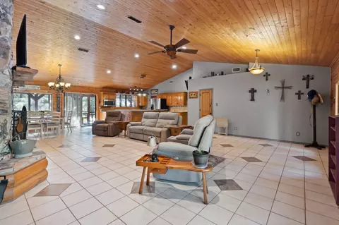 2140 Malone Rd, Cleburne, TX 76031 photo 6