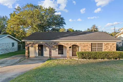 2914 Logan St, Shreveport, LA 71103