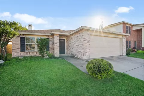 5528 Ventura St, Fort Worth, TX 76244