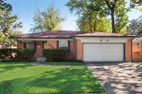 3926 Douglas Dr, Garland, TX 75041