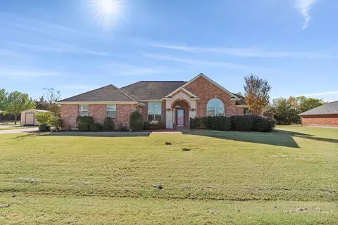 300 Margaret St, Royse City, TX 75189