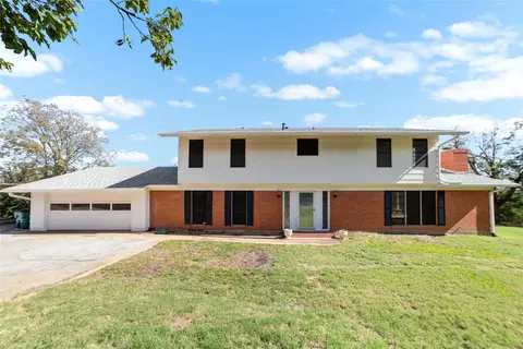 1215 Austin St, Coleman, TX 76834