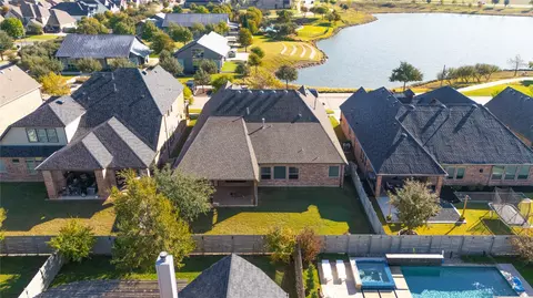 217 Waterside Dr, Argyle, TX 76226 photo 2