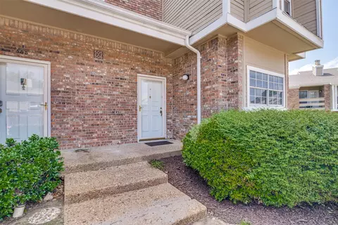 3550 Country Square Dr #506, Carrollton, TX 75006