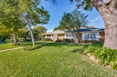 2741 Timberleaf Dr, Carrollton, TX 75006