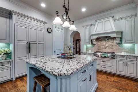 Kitchen - 325 Devon Dr, Coppell, TX 75019 photo 4 of 5