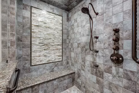 Bath - 325 Devon Dr, Coppell, TX 75019 photo 3 of 6