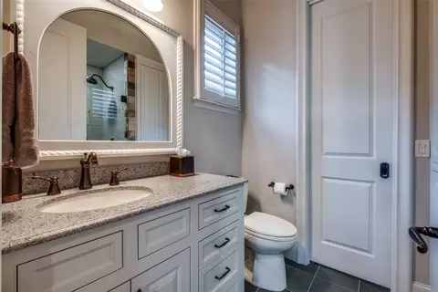 Bath - 325 Devon Dr, Coppell, TX 75019 photo 4 of 6