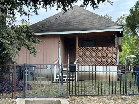 821 E 10th St, Dallas, TX 75203