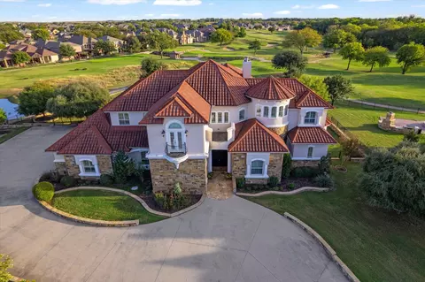 6051 The Resort Blvd, Fort Worth, TX 76179