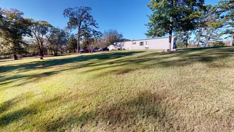 1899 Mount Pleasant Rd, Hallsville, TX 75650