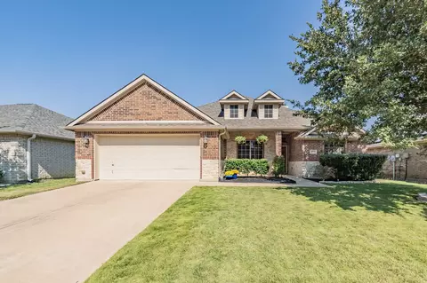 10532 Bear Creek Trl, Fort Worth, TX 76244