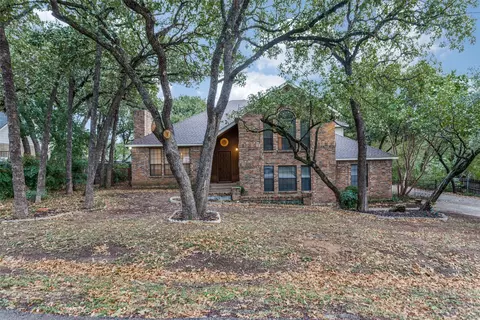 5908 Shady Hill Ln, Arlington, TX 76016