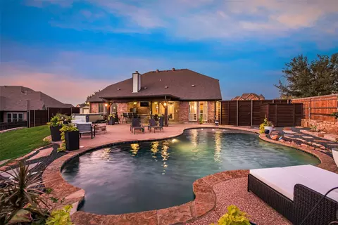 5617 The Resort Blvd, Fort Worth, TX 76179