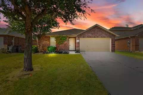 2717 Morning Song Dr, Little Elm, TX 75068