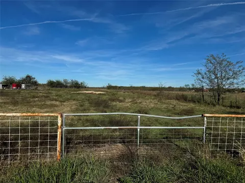 8213 County Road 148, Kaufman, TX 75142