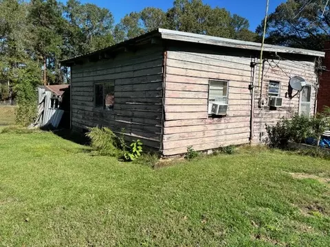 Exterior - 159 Pine Cir, Doyline, LA 71023 photo 3 of 6