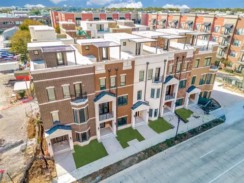 218 E Dallas Rd #110, Grapevine, TX 76051