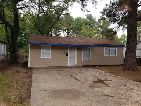 3534 Clarke Blvd, Shreveport, LA 71109