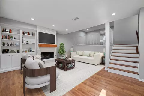 8832 Walnut Hill Ln, Dallas, TX 75231