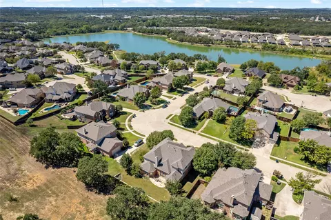 2708 Navajo Rd, Corinth, TX 76210