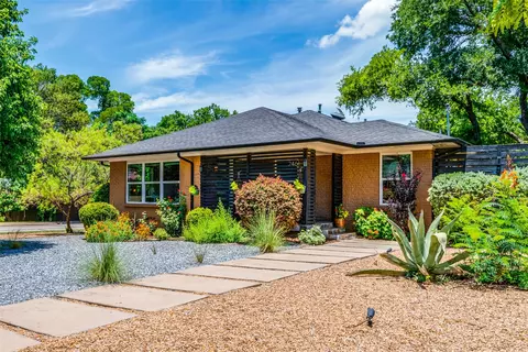 2461 Southwood Dr, Dallas, TX 75233