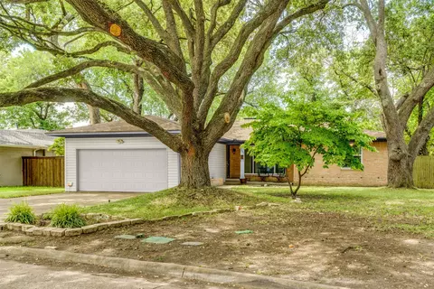 7132 Edgerton Dr, Dallas, TX 75231
