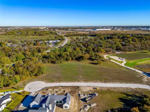 9824 Loire Valley Trl, Fort Worth, TX 76126