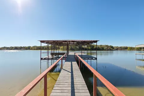 9500 Oakwood Rd, Quinlan, TX 75474