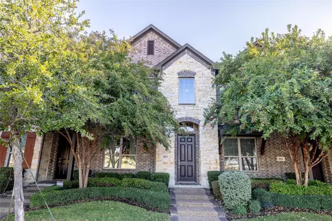 3815 Cascade Sky Dr, Arlington, TX 76005