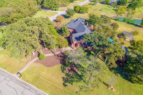 305 Lake Trail Ct, Double Oak, TX 75077