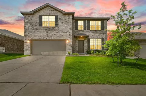 10936 Golden Barrel Ct, Fort Worth, TX 76108