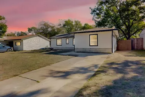 518 Highland Dr, Seagoville, TX 75159
