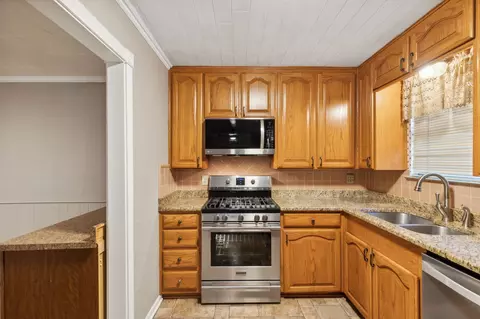 Kitchen - 1414 Phillips St, Cleburne, TX 76033 photo 1 of 3