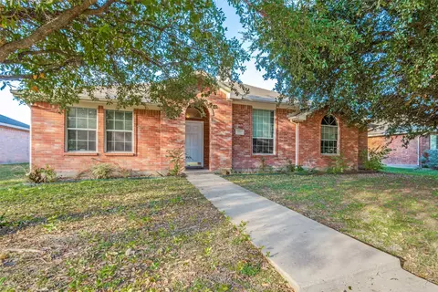 1535 Nottingham Dr, Lancaster, TX 75134