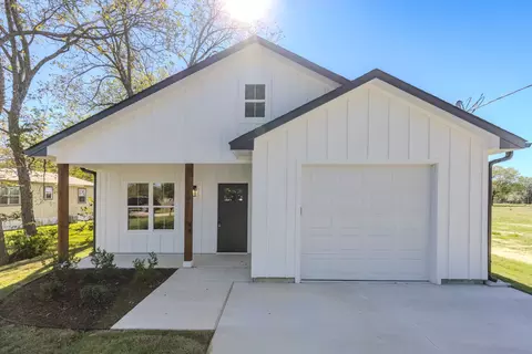 109 Etter St, Lone Oak, TX 75453