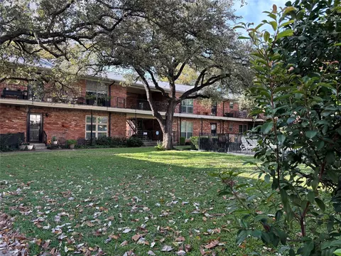 8514 Baltimore Dr #101, Dallas, TX 75225