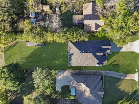 View/Area - 1557 E Springcrest Cir, Lancaster, TX 75134 photo 3 of 3