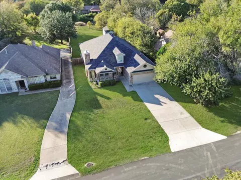 View/Area - 1557 E Springcrest Cir, Lancaster, TX 75134 photo 1 of 3
