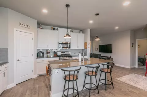Kitchen - 14208 Lapetus Dr, Haslet, TX 76052 photo 2 of 4