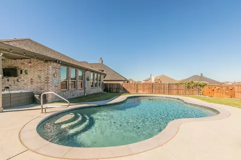Exterior - 14208 Lapetus Dr, Haslet, TX 76052 photo 6 of 7
