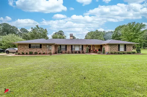 8401 Bea Ln, Greenwood, LA 71033