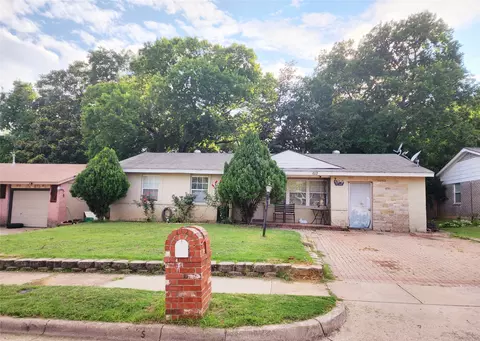 612 Susan Dr, Arlington, TX 76010