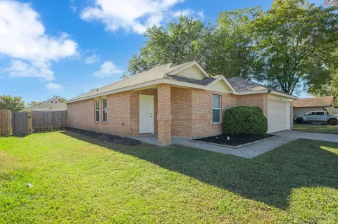 1802 Willowbrook Dr, Terrell, TX 75160 photo 2