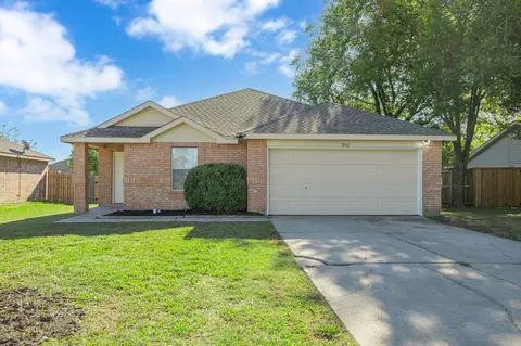1802 Willowbrook Dr, Terrell, TX 75160