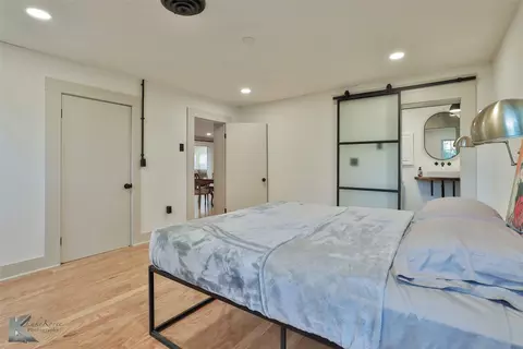 Bedroom - 558 Apache Ln, Abilene, TX 79601 photo 2 of 3
