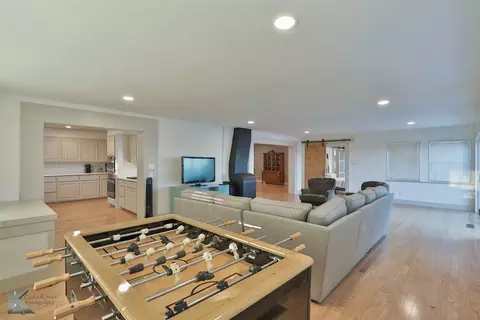 Living - 558 Apache Ln, Abilene, TX 79601 photo 3 of 4