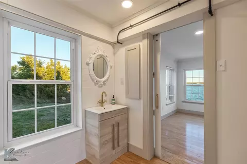 Entry Way - 558 Apache Ln, Abilene, TX 79601 photo 1 of 1
